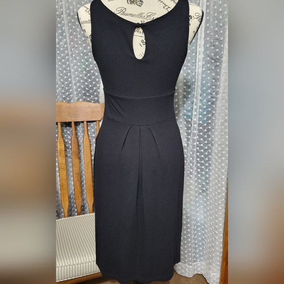 LITTLE BLACK DRESS - Picture 3 of 7